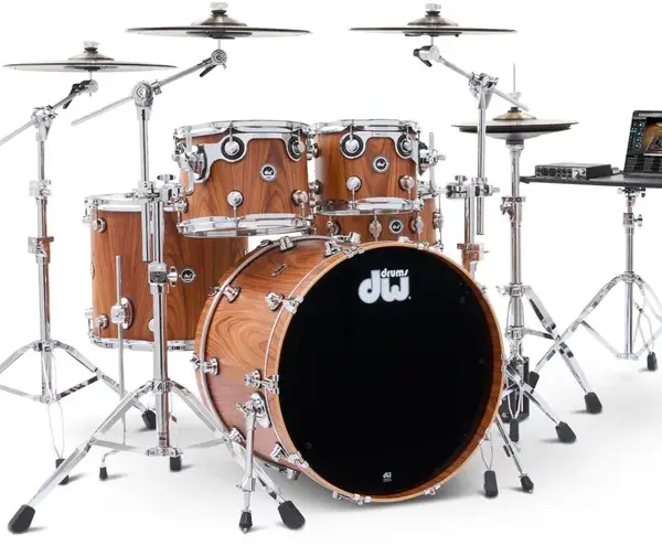 DW DRUM SET 5PCS