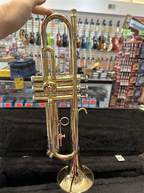 Getzen 490 Trumpet - Image 3