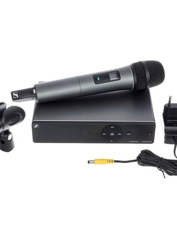 Sennheiser XSW-1-825B Vocal Mic